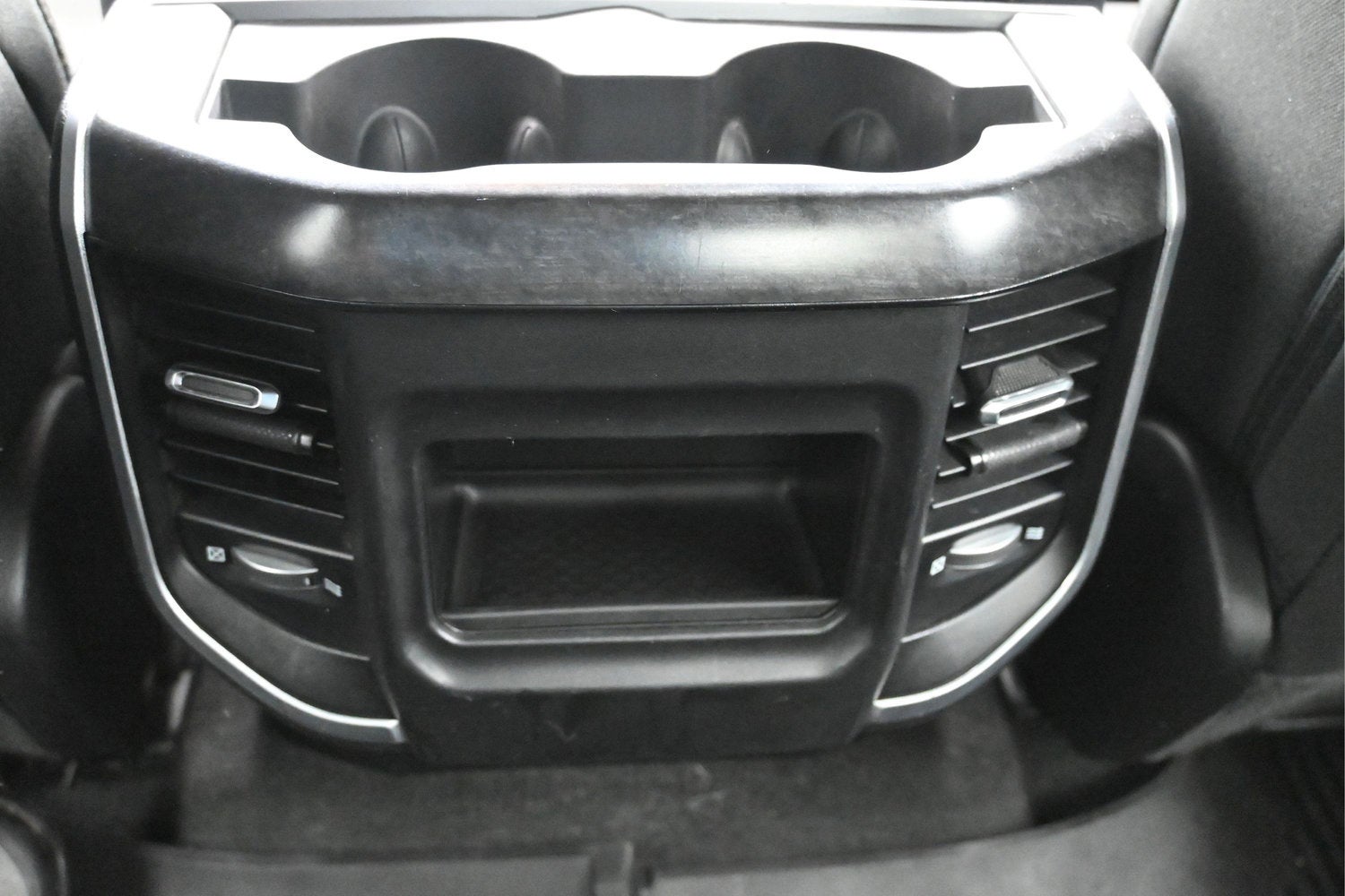 2023 RAM 1500 Big Horn Crew Cab 4x4 5'7" Box