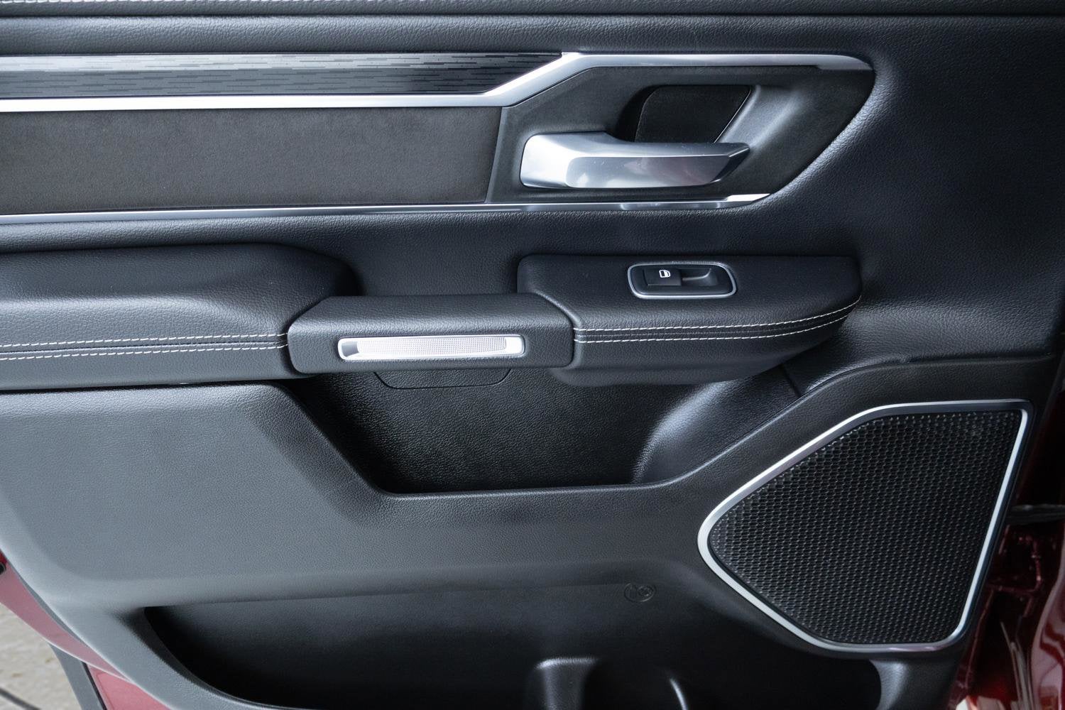 2024 RAM 1500 Laramie Crew Cab 4x4 5'7" Box