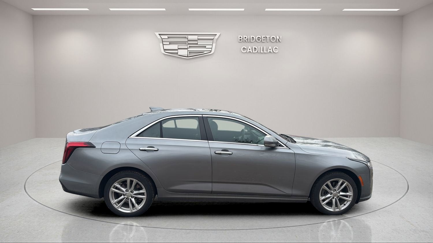 2023 Cadillac CT4 Luxury