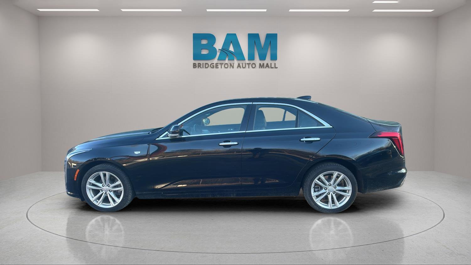 2023 Cadillac CT4 Luxury