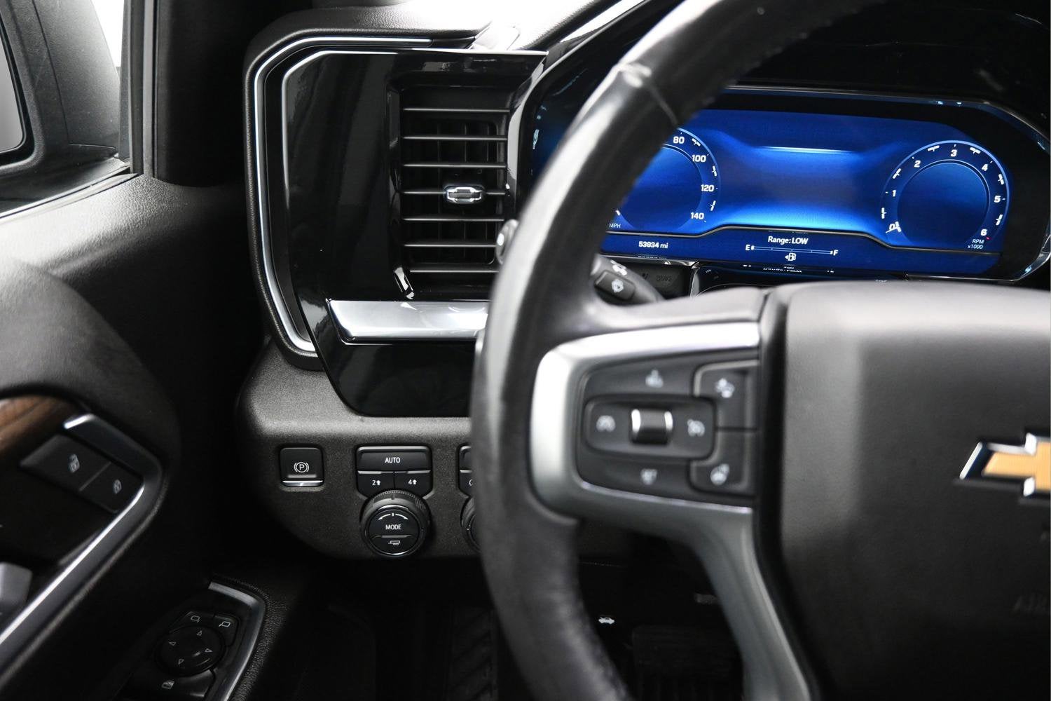 2022 Chevrolet Silverado 1500 LT (2FL)