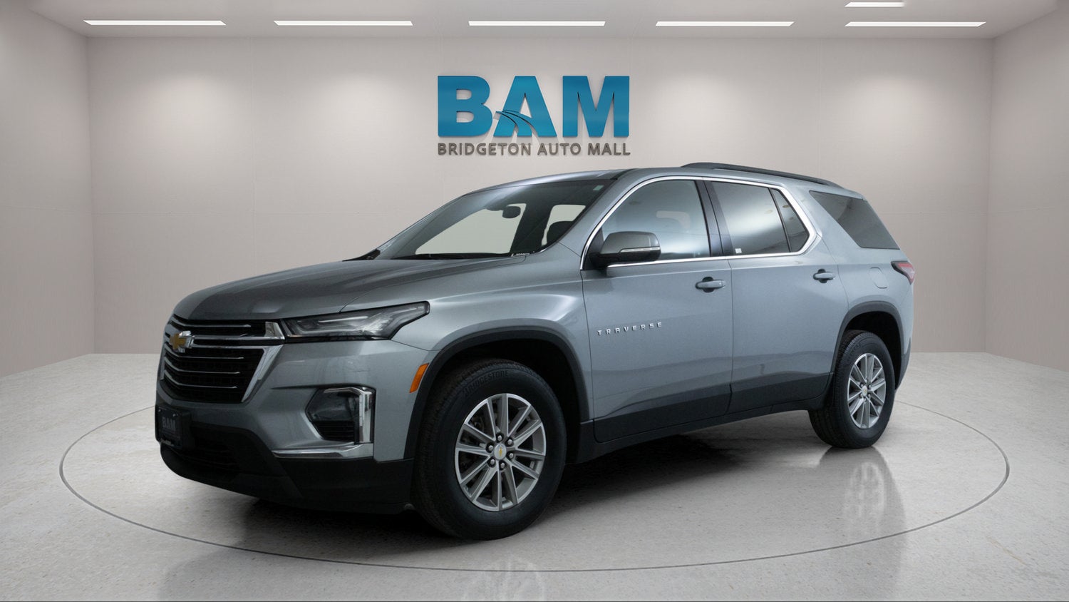 2023 Chevrolet Traverse LT Cloth