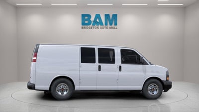 2025 GMC Savana Cargo Work Van