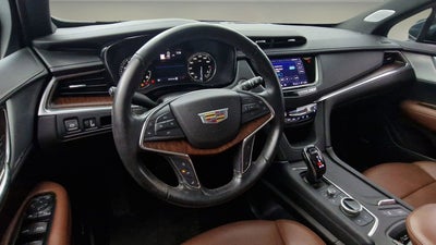 2022 Cadillac XT5 Premium Luxury