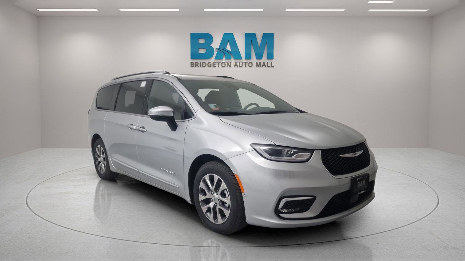 2023 Chrysler Pacifica Hybrid Pinnacle