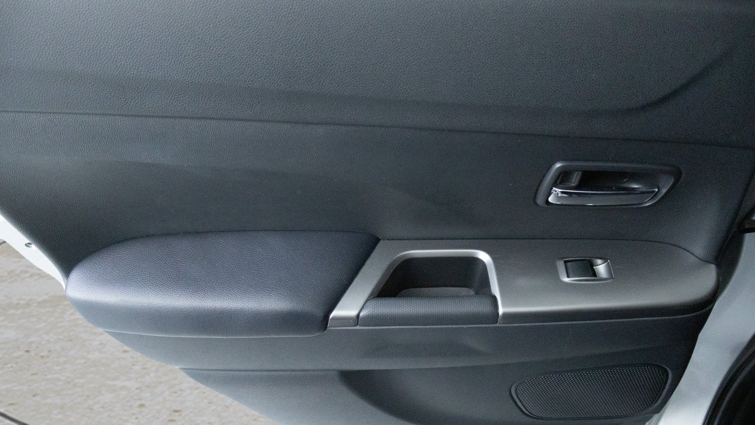 2024 Mitsubishi Outlander Sport S