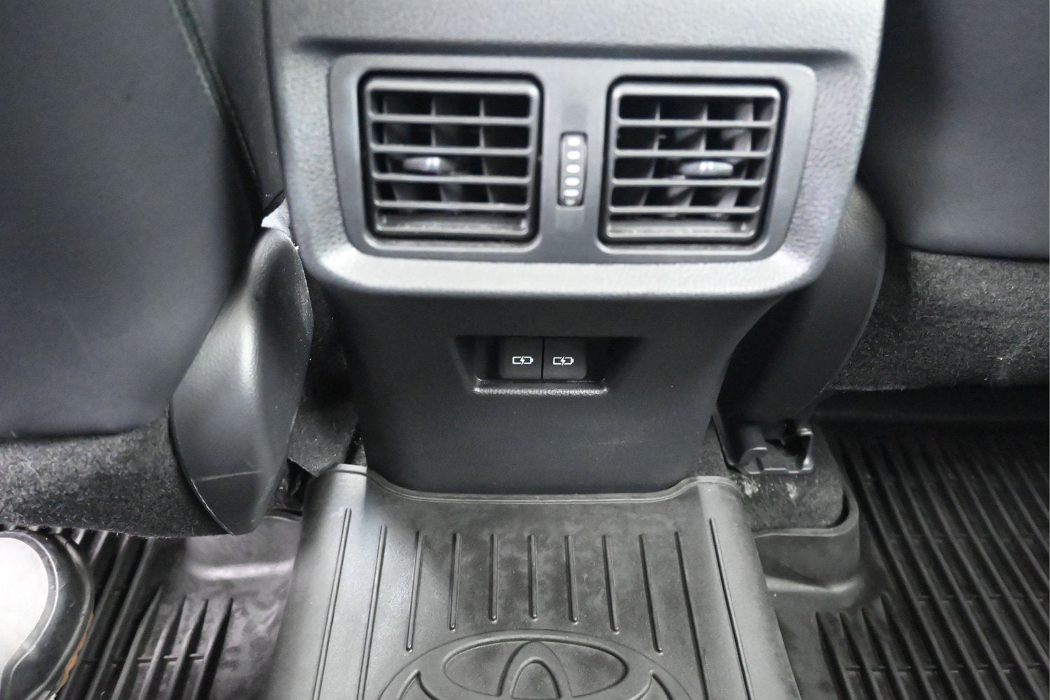 2023 Toyota Venza Nightshade Edition