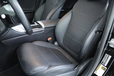 2025 Mercedes-Benz C 300 C 300